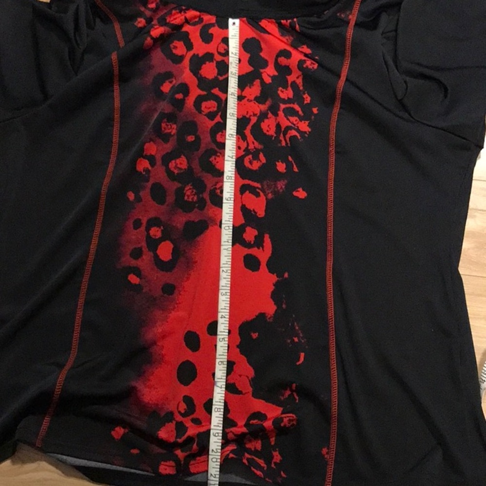 Michael Tyler Tunic - Picture 9 of 10